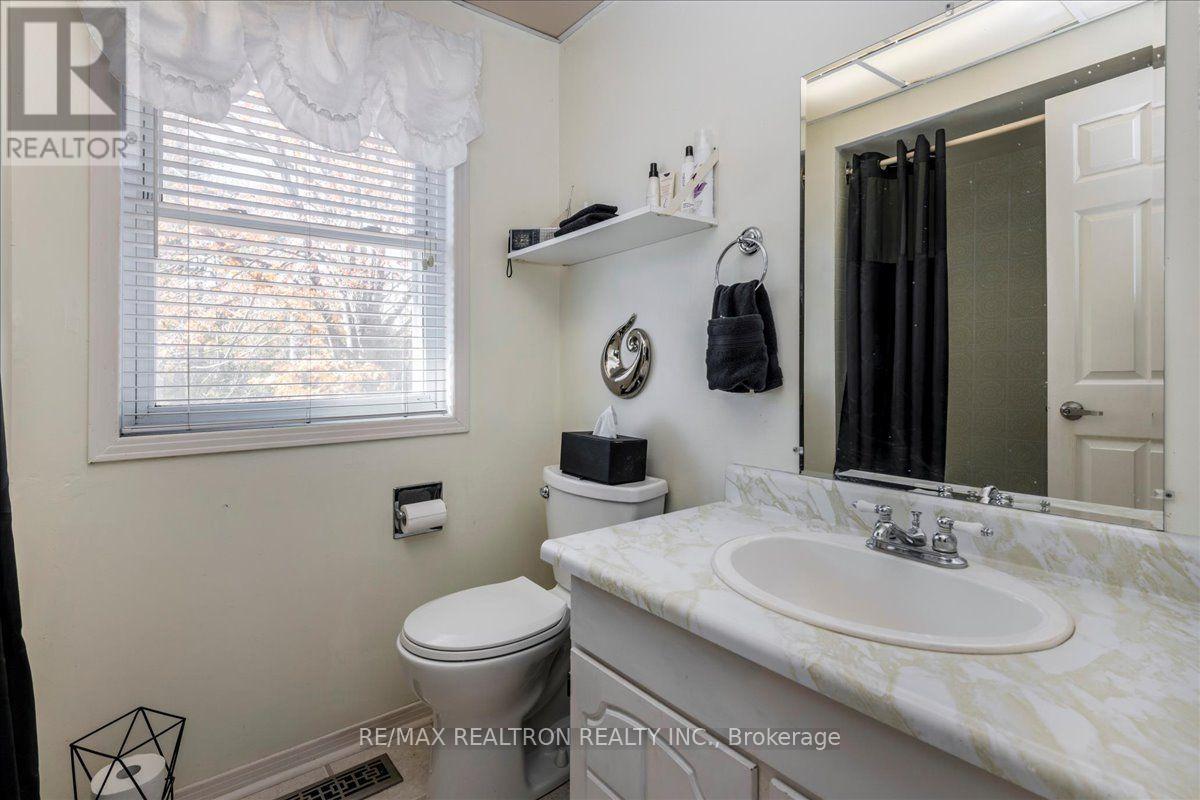 39 Grandview Crescent, Oro-Medonte, Ontario  L0L 2E0 - Photo 25 - S14107794