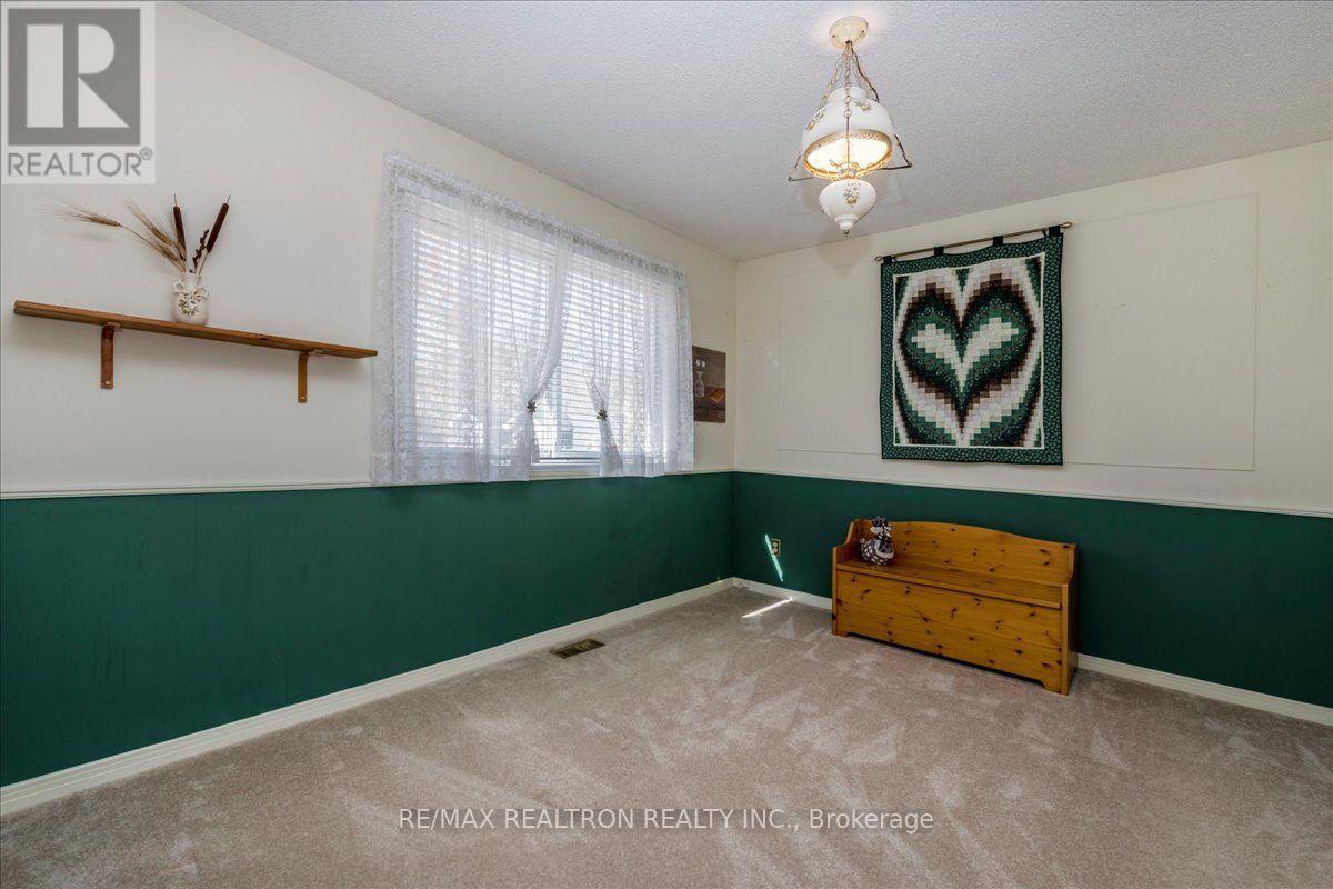 39 Grandview Crescent, Oro-Medonte, Ontario  L0L 2E0 - Photo 26 - S14107794