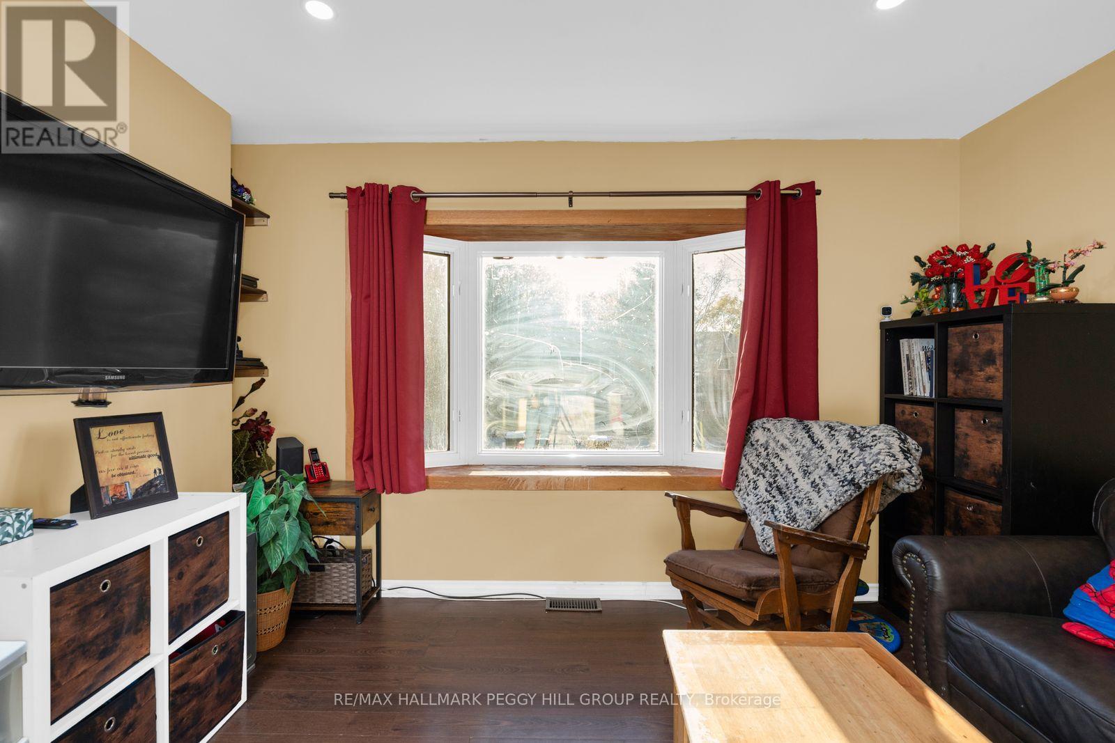 375 Fitton Street, Midland, Ontario L4R 2T4 - Photo 6 - S14107834