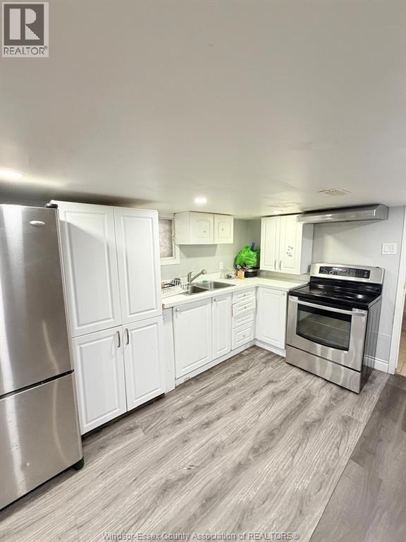 1889 University Avenue West Unit# Lower, Windsor, Ontario  N9B 1C7 - Photo 3 - 26026005