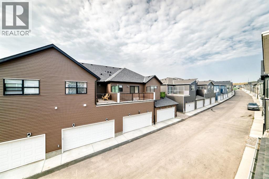 1063 Bayview Crescent SW, Airdrie, Alberta  T4B 5N8 - Photo 34 - A2338037
