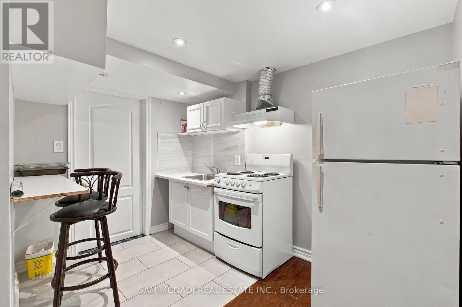 3344 Southwick Street, Mississauga, Ontario  L5M 7L5 - Photo 7 - W14107696