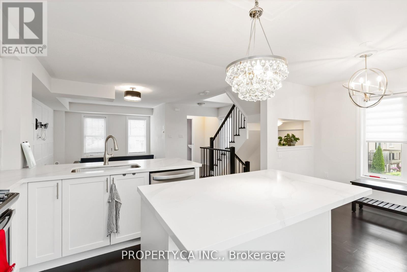 99 - 2280 Baronwood Drive, Oakville, Ontario  L6M 0K4 - Photo 7 - W14107740