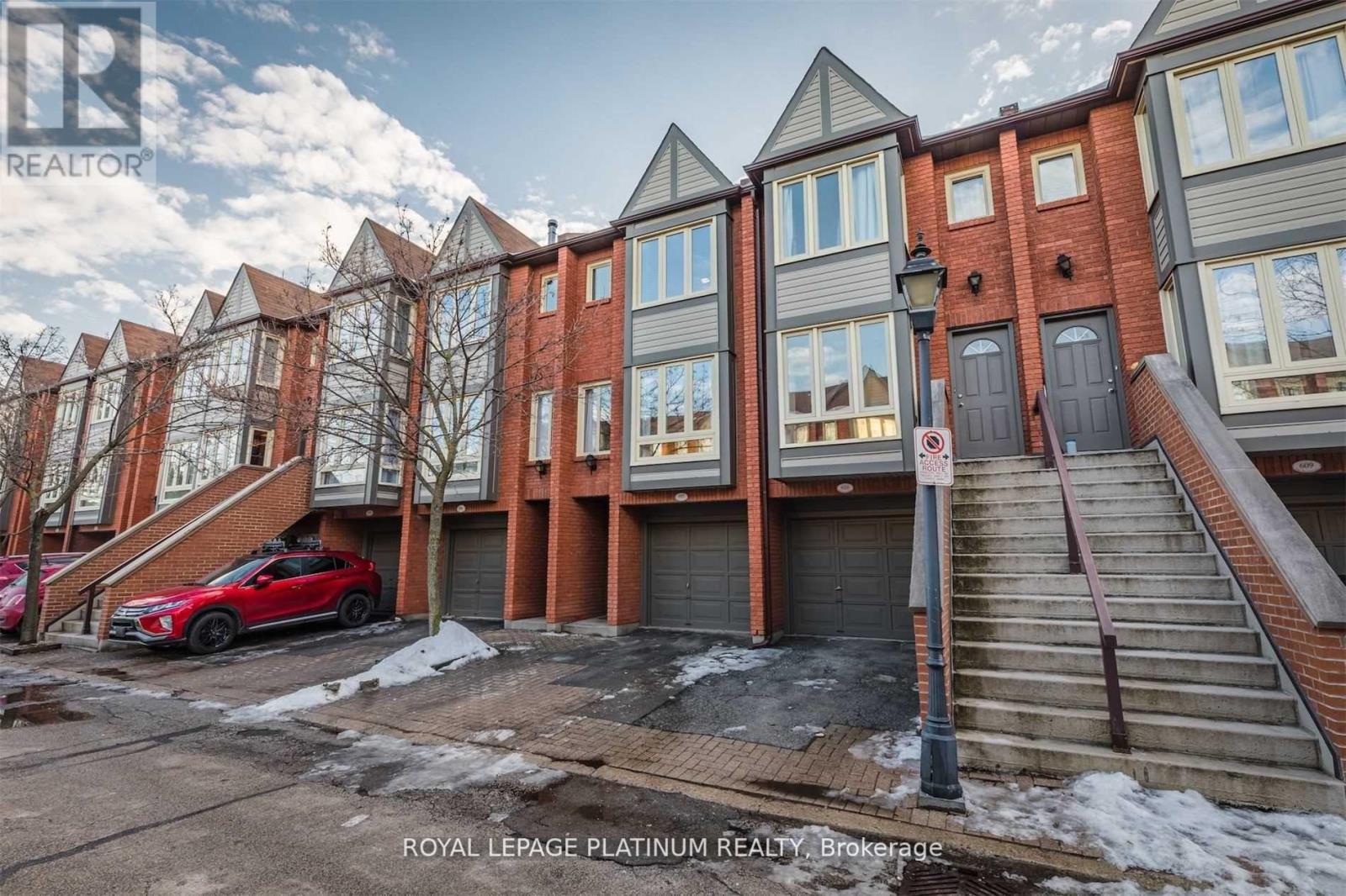 611 - 895 Maple Avenue, Burlington, Ontario  L7S 2H7 - Photo 1 - W14107764