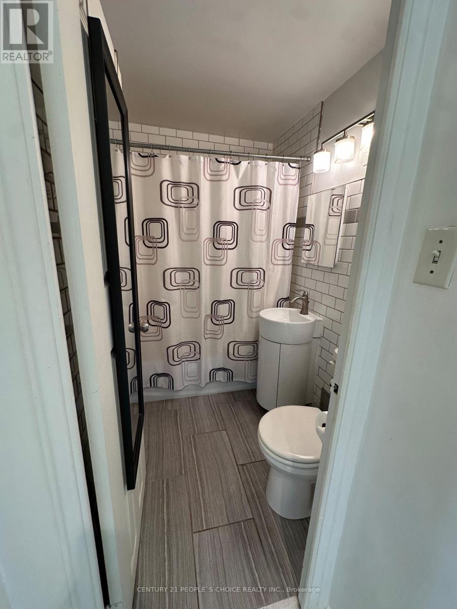 102 - 50 Gulliver Road, Toronto, Ontario  M6M 2N2 - Photo 10 - W14107898