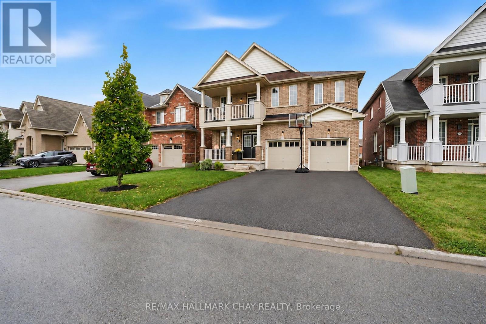 8445 Sweet Chestnut Drive, Niagara Falls, Ontario  L2H 0N2 - Photo 2 - X14107722