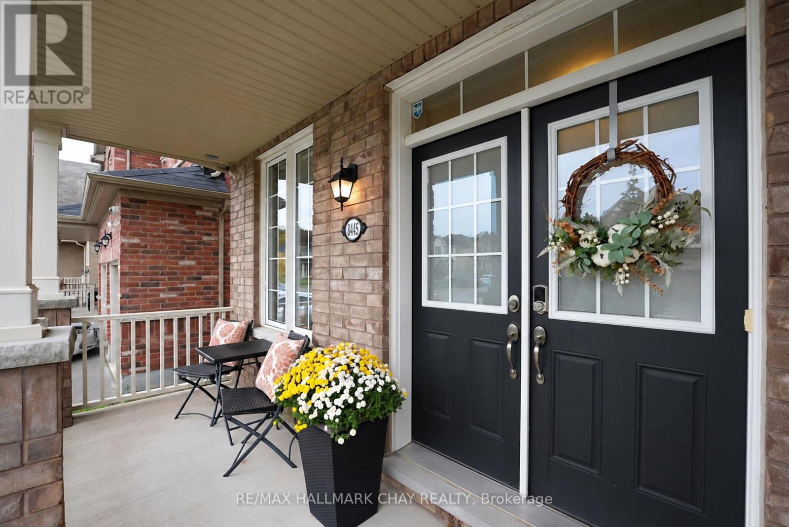 8445 Sweet Chestnut Drive, Niagara Falls, Ontario  L2H 0N2 - Photo 3 - X14107722