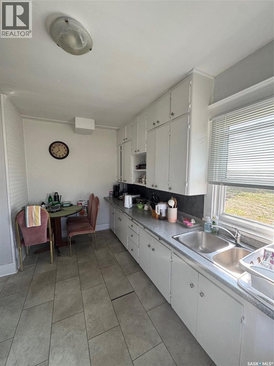 1481 101st Street, North Battleford, Saskatchewan  S9A 1A1 - Photo 7 - SK051754