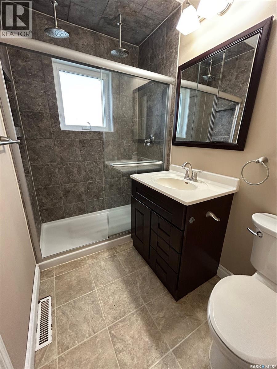 1246 8th Street, Estevan, Saskatchewan  S4A 1H3 - Photo 19 - SK051750