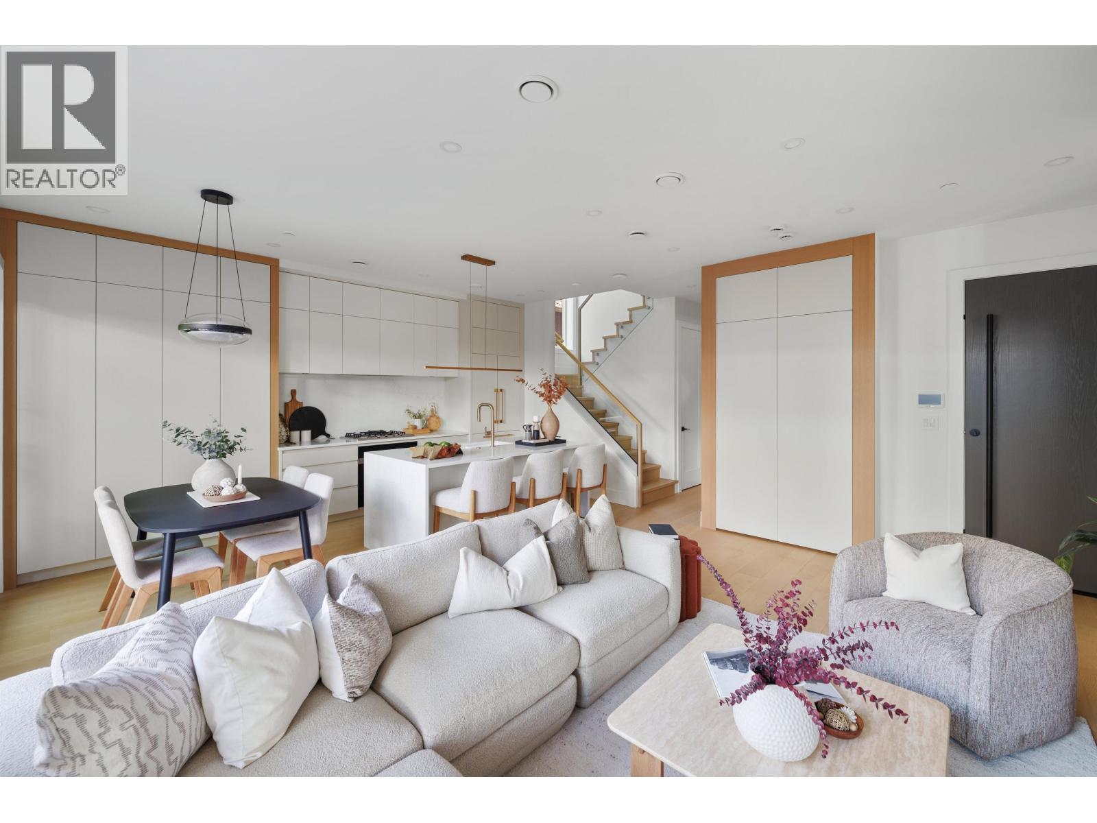 2 3657 W 11th Avenue, Vancouver, British Columbia  V6R 2K4 - Photo 8 - R3177336