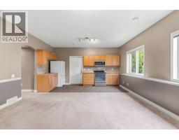 534 South Crest Drive, Kelowna, British Columbia  V1W 4W8 - Photo 8 - 10385121