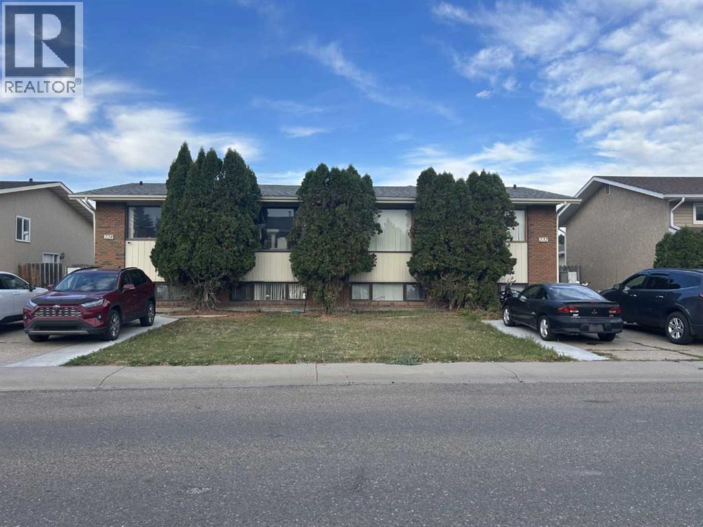 228 &amp; 232 Ross Glen Drive SE