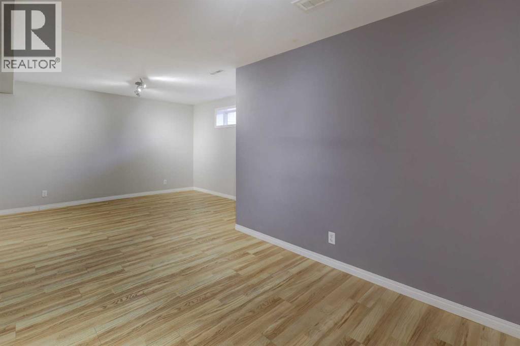 37, 388 Sandarac Drive Nw, Calgary, Alberta T3K 4E3 - Photo 28 - A2353908