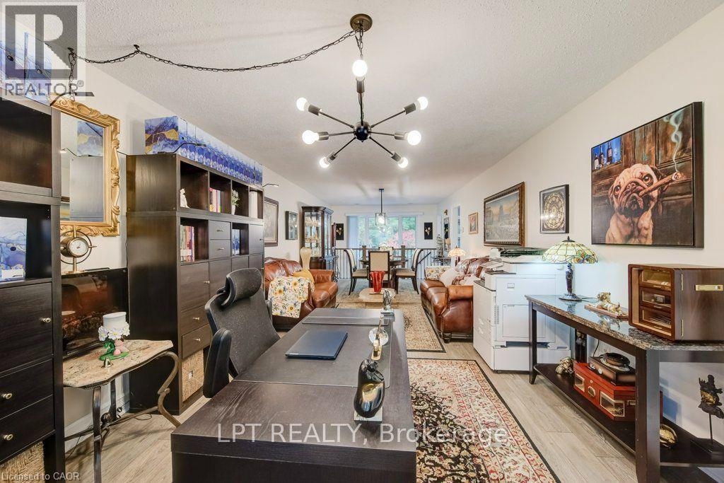 28 E Bridlewood Drive, Guelph, Ontario  N1G 4B2 - Photo 7 - 40873254