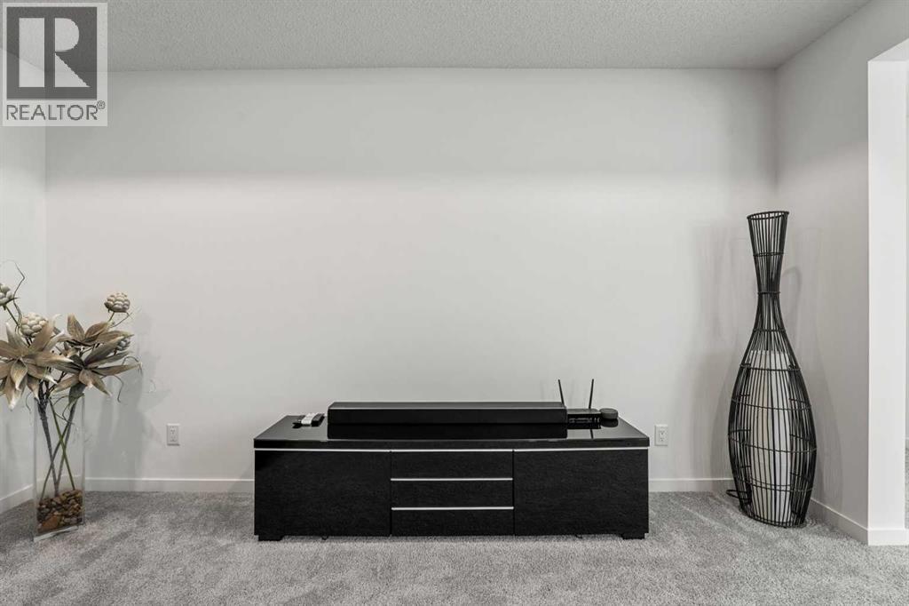 29 Masters Row SE, Calgary, Alberta  T3M 2R6 - Photo 18 - A2353426