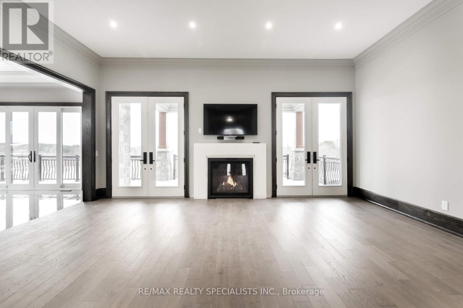 31 Ferrara Drive, Caledon, Ontario  L7E 4L5 - Photo 4 - W13864284