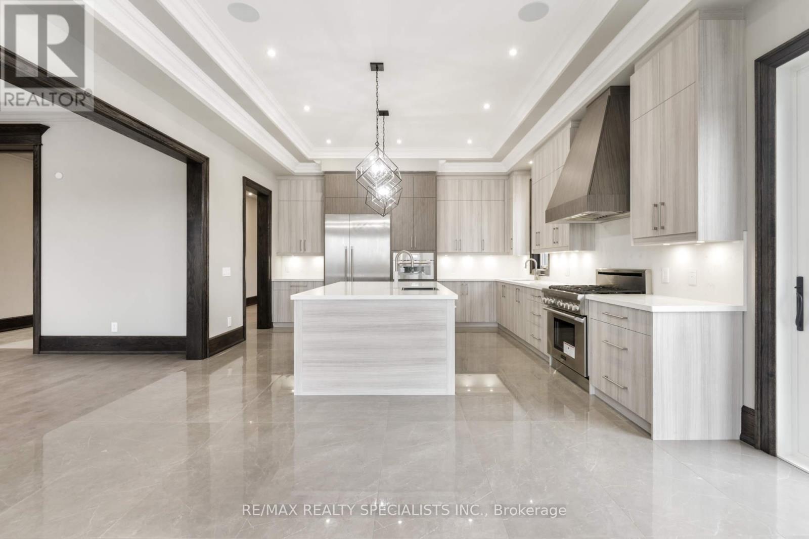 31 Ferrara Drive, Caledon, Ontario  L7E 4L5 - Photo 9 - W13864284
