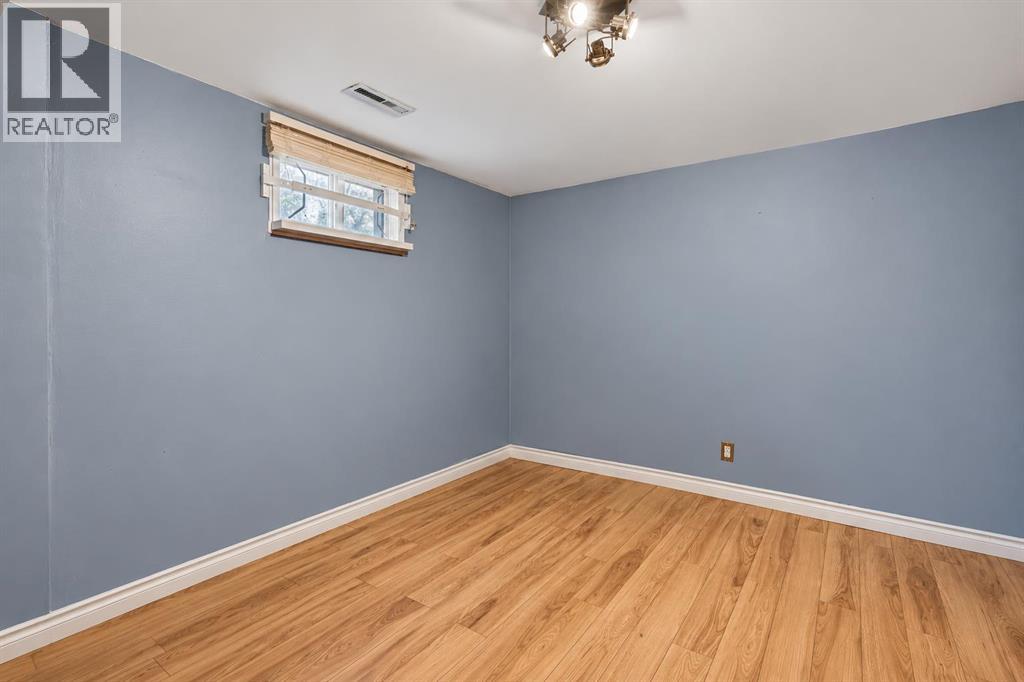 4832 Worcester Drive Sw, Calgary, Alberta  T3C 3L6 - Photo 23 - A2353778