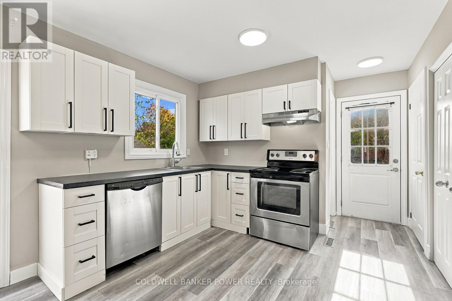 1074 Blanchard Road, London North (North I), Ontario  N6G 4A2 - Photo 12 - X14107984