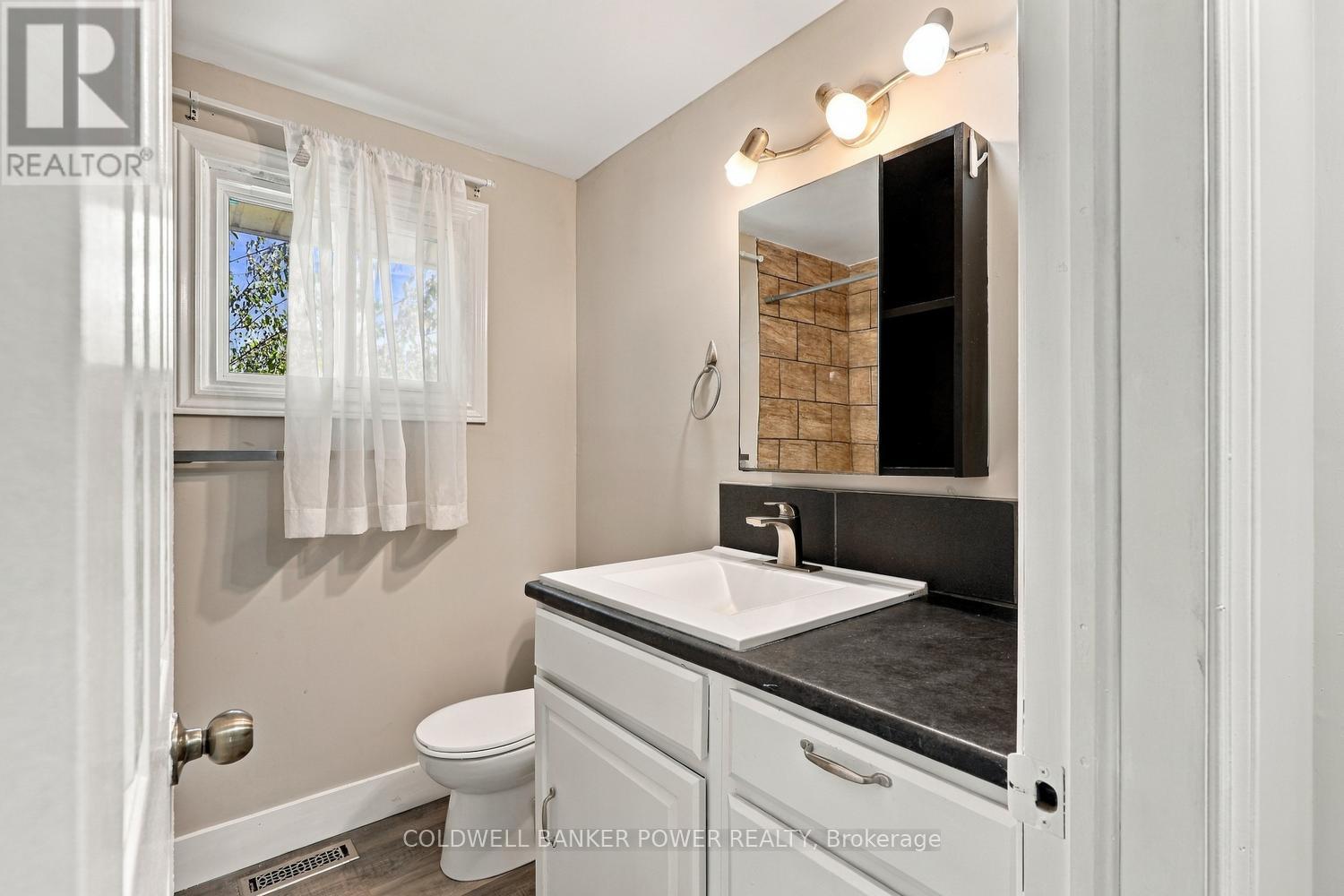 1074 Blanchard Road, London North (North I), Ontario  N6G 4A2 - Photo 24 - X14107984