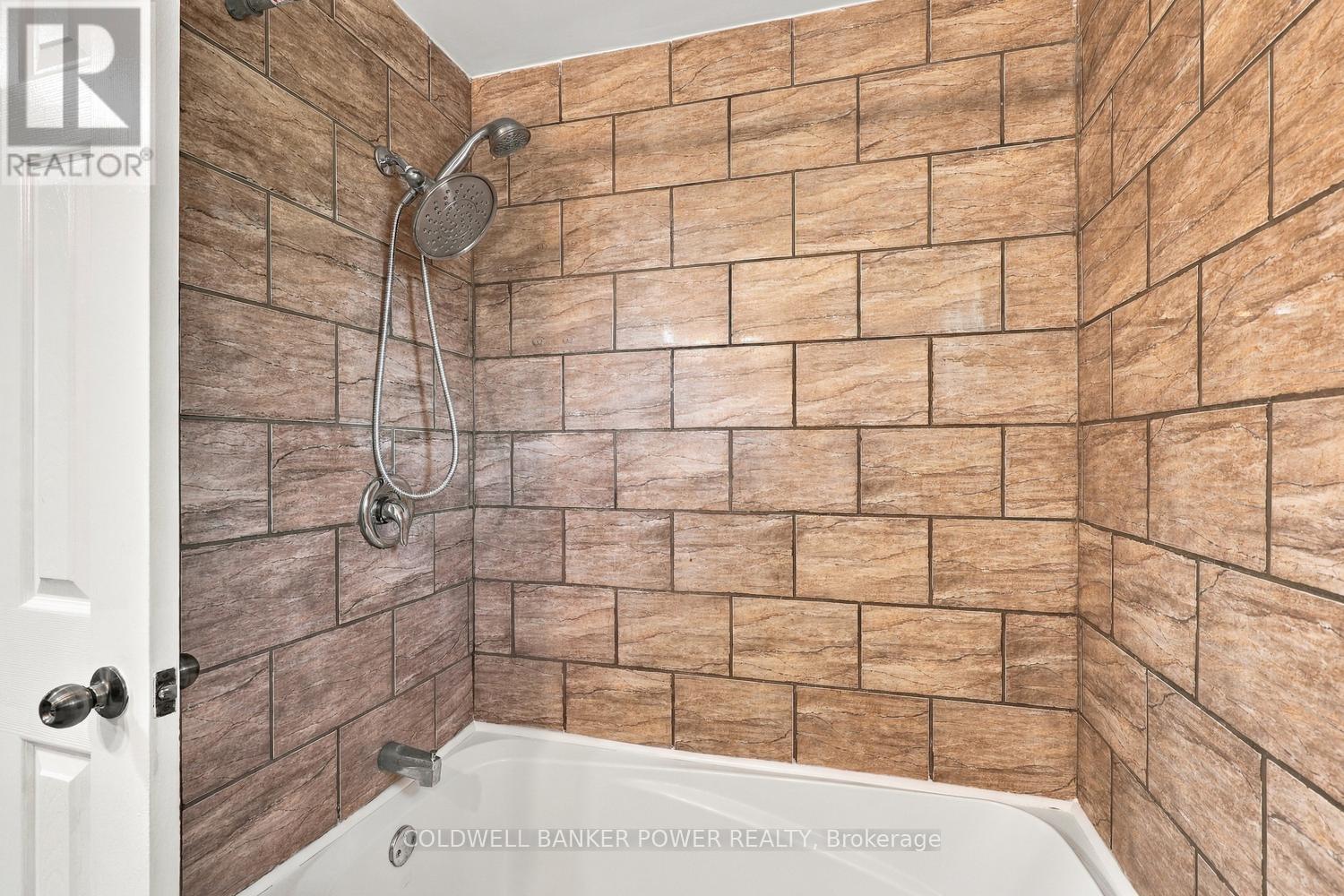 1074 Blanchard Road, London North (North I), Ontario  N6G 4A2 - Photo 25 - X14107984