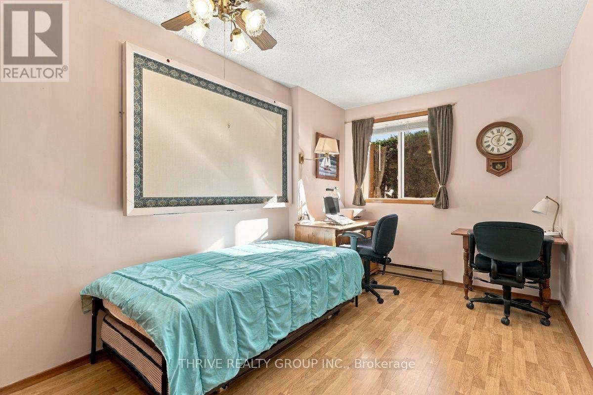 104 - 8 Lake Road, Lambton Shores, Ontario N0M 1T0 - Photo 23 - X14108004