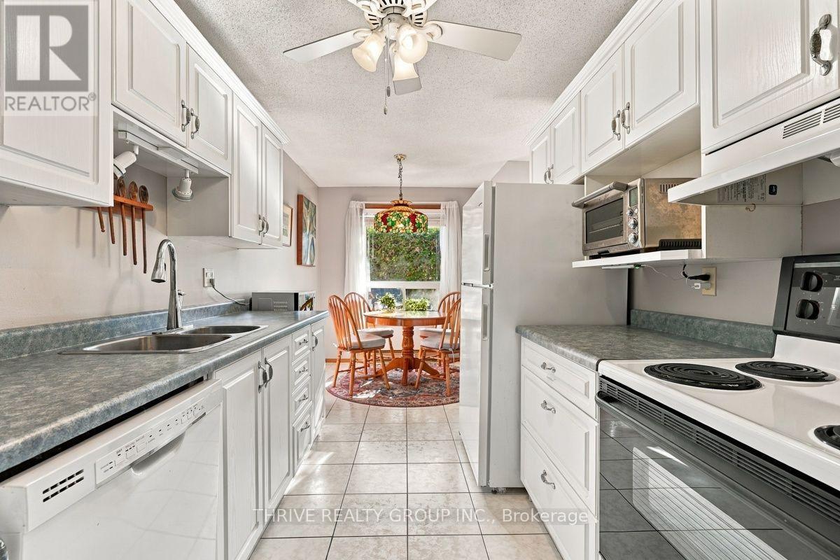 104 - 8 Lake Road, Lambton Shores, Ontario N0M 1T0 - Photo 6 - X14108004