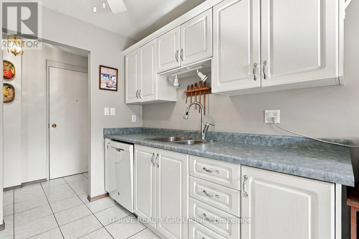 104 - 8 Lake Road, Lambton Shores, Ontario N0M 1T0 - Photo 8 - X14108004