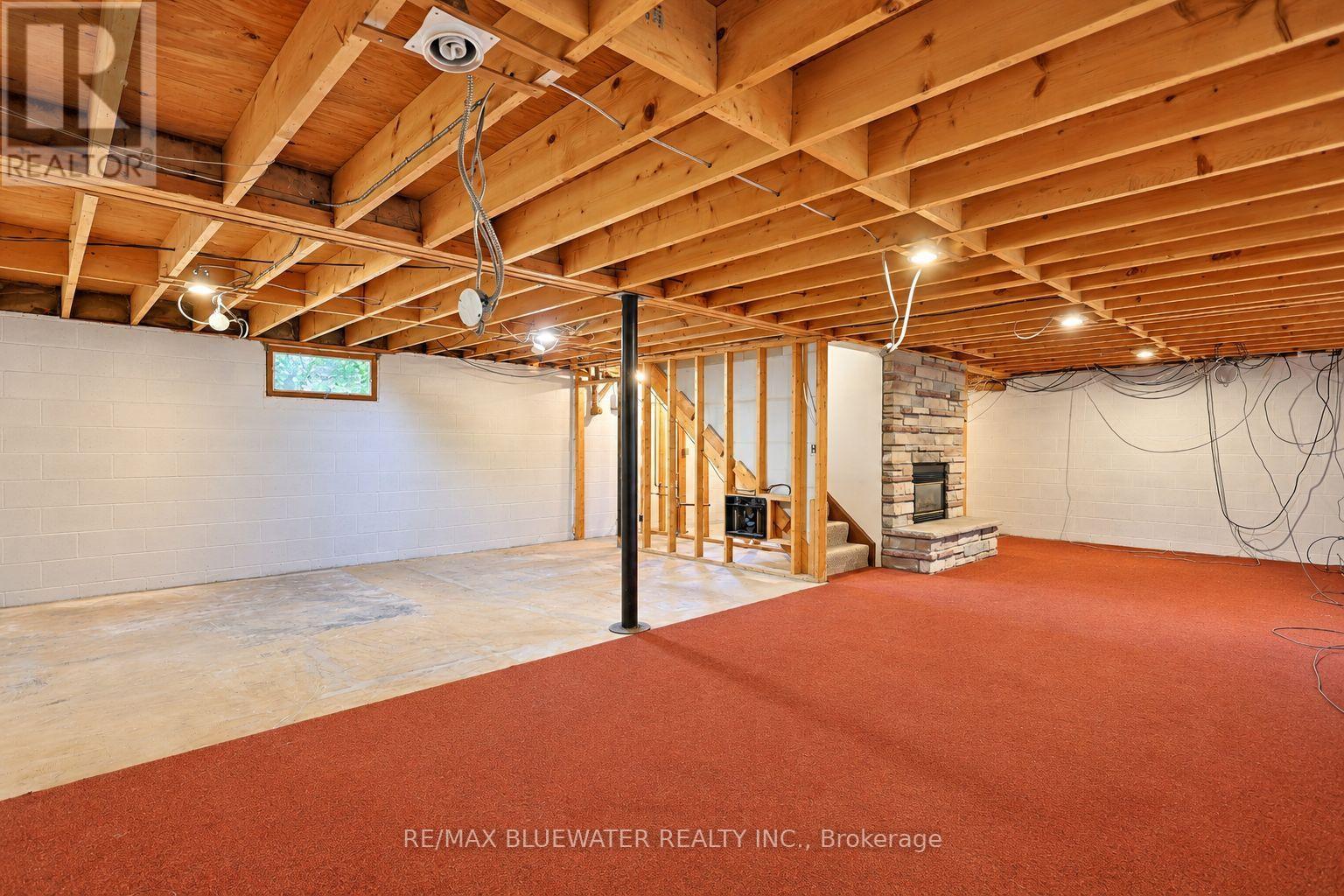 10138 Edmonds Boulevard, Lambton Shores, Ontario  N0M 1T0 - Photo 19 - X14108012