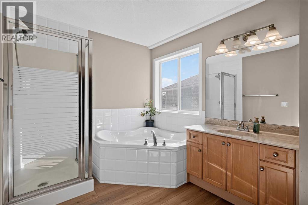20 Chapman Court Se, Calgary, Alberta T2X 3S6 - Photo 17 - A2352750