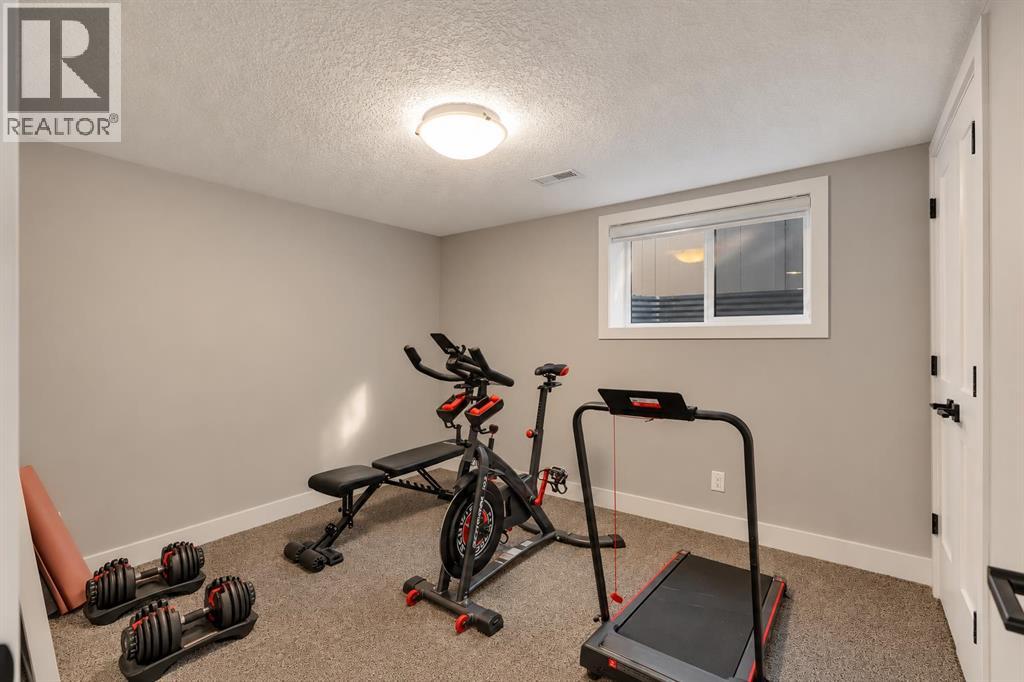 125 Hanover Road SW, Calgary, Alberta T2V 3J6 - Photo 38 - A2353774