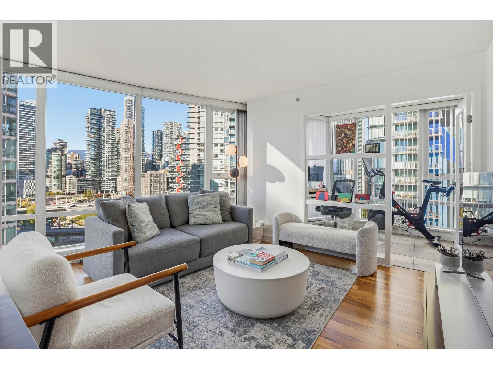 1906 1438 RICHARDS STREET
