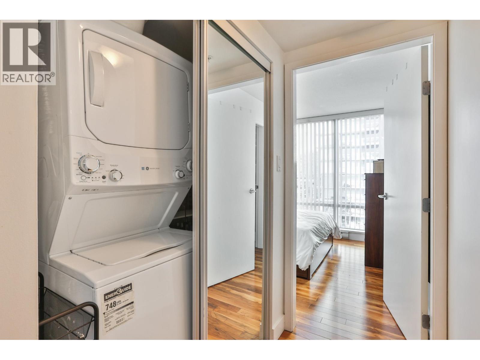 1906 1438 RICHARDS STREET
