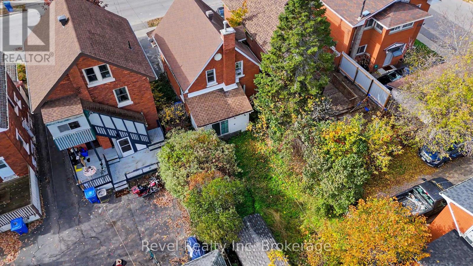 220 First Avenue E, North Bay, Ontario  P1B 1J8 - Photo 33 - X14108050