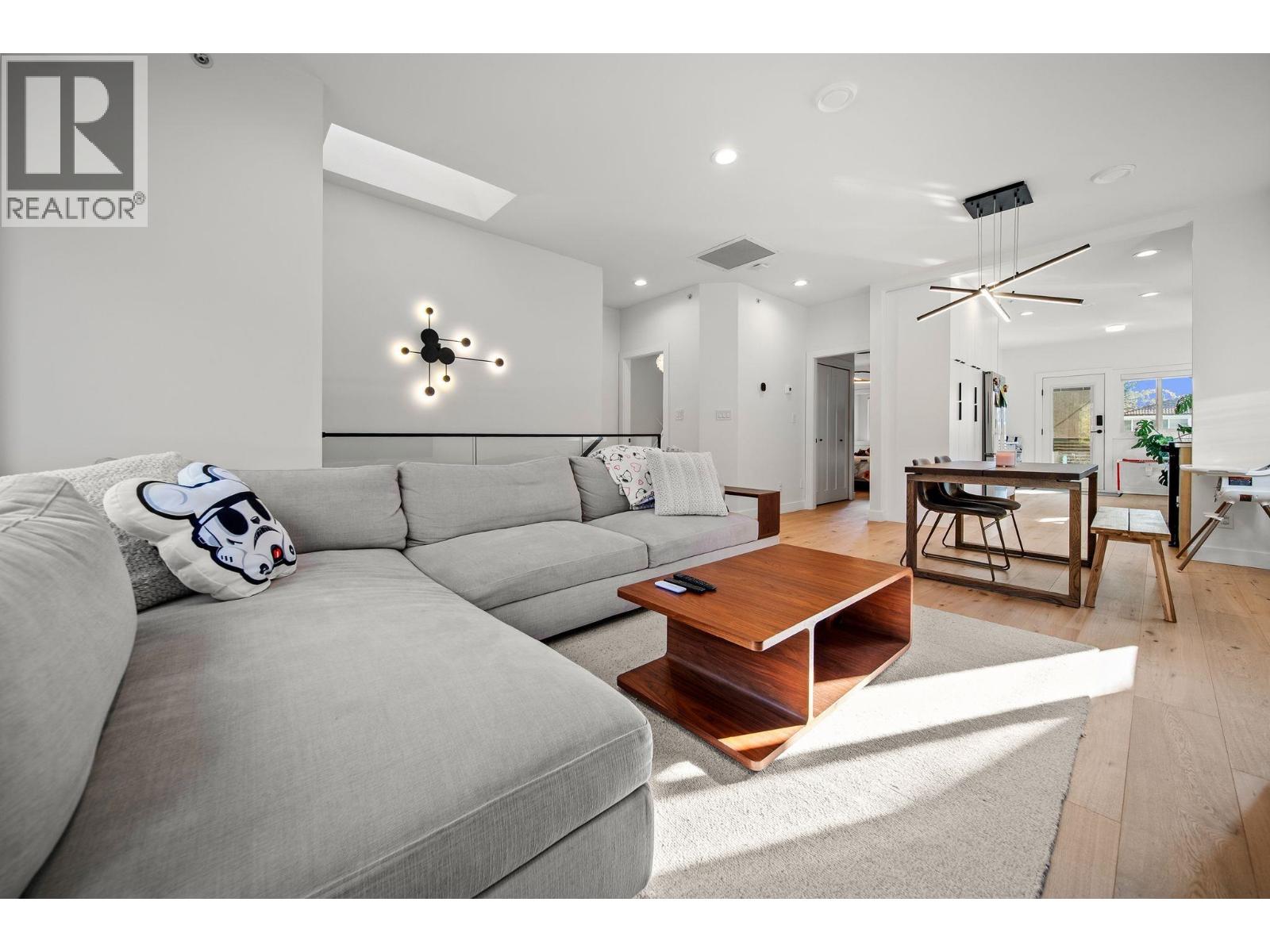 1170 E 18th Avenue, Vancouver, British Columbia  V5V 1H2 - Photo 4 - R3177787