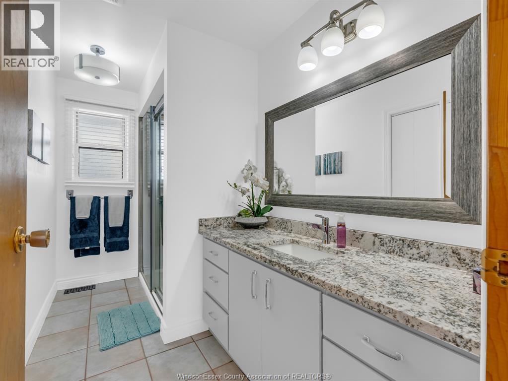 1107 Janette ..., Windsor, Ontario  N9A 5A6 - Photo 7 - 26025959