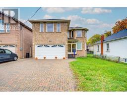 182 FINCH AVENUE E, Toronto, Ontario