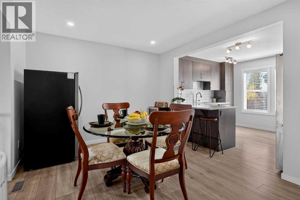 206 Cranbrook Square Se, Calgary, Alberta  T3M 3E3 - Photo 3 - A2352753