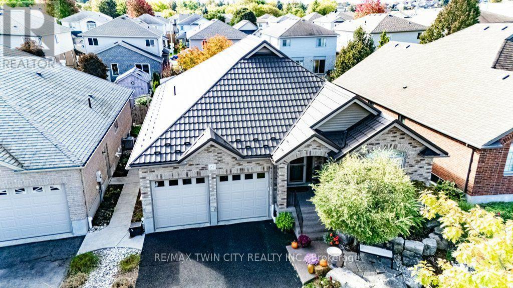 27 CORAL GABLES CRESCENT, Woolwich, Ontario
