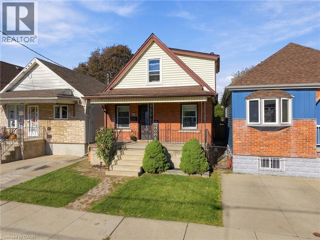153 ALBANY Avenue, Hamilton, Ontario