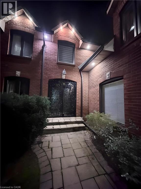 6654 Mockingbird Lane, Mississauga, Ontario L5N 5J9 - Photo 4 - 40870395
