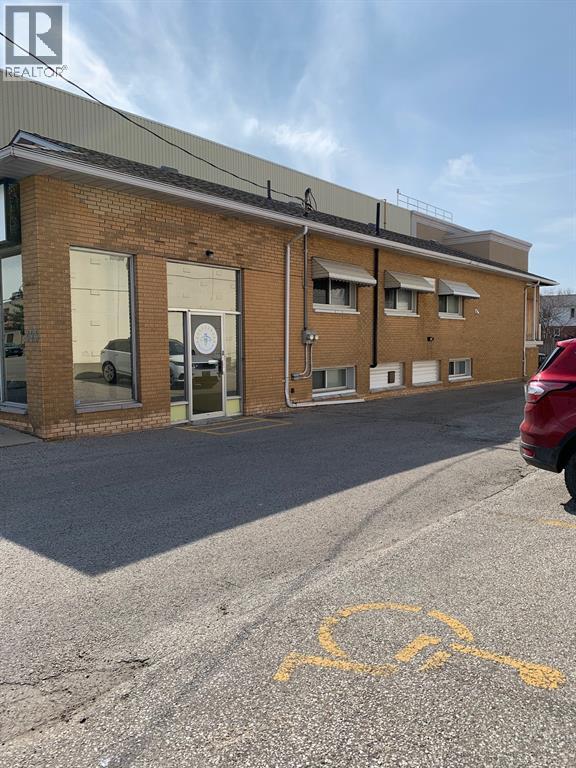 425 Exmouth Street, Sarnia, Ontario N7T 5P1 - Photo 3 - 26026044