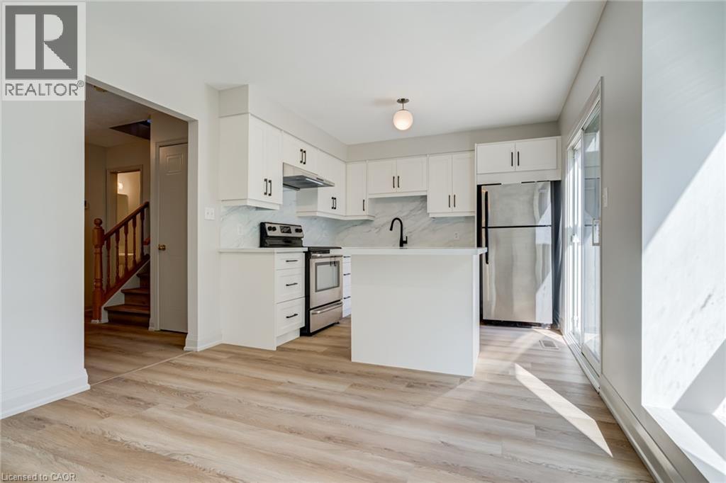 346 University Downs Crescent, Waterloo, Ontario  N2K 4A9 - Photo 14 - 40872924