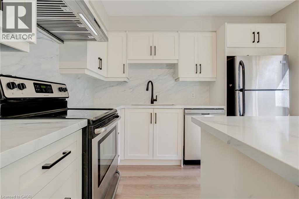 346 University Downs Crescent, Waterloo, Ontario  N2K 4A9 - Photo 10 - 40872924