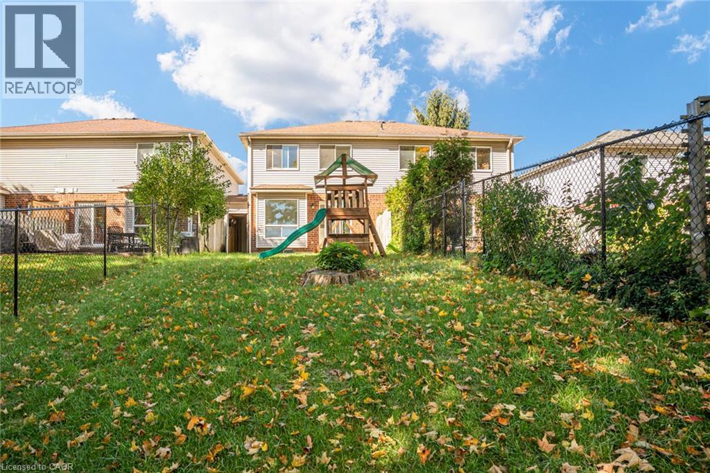 346 University Downs Crescent, Waterloo, Ontario  N2K 4A9 - Photo 39 - 40872924