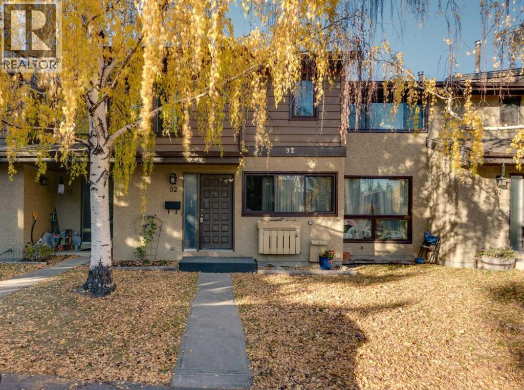 92, 2300 Oakmoor Drive SW, Calgary, Alberta