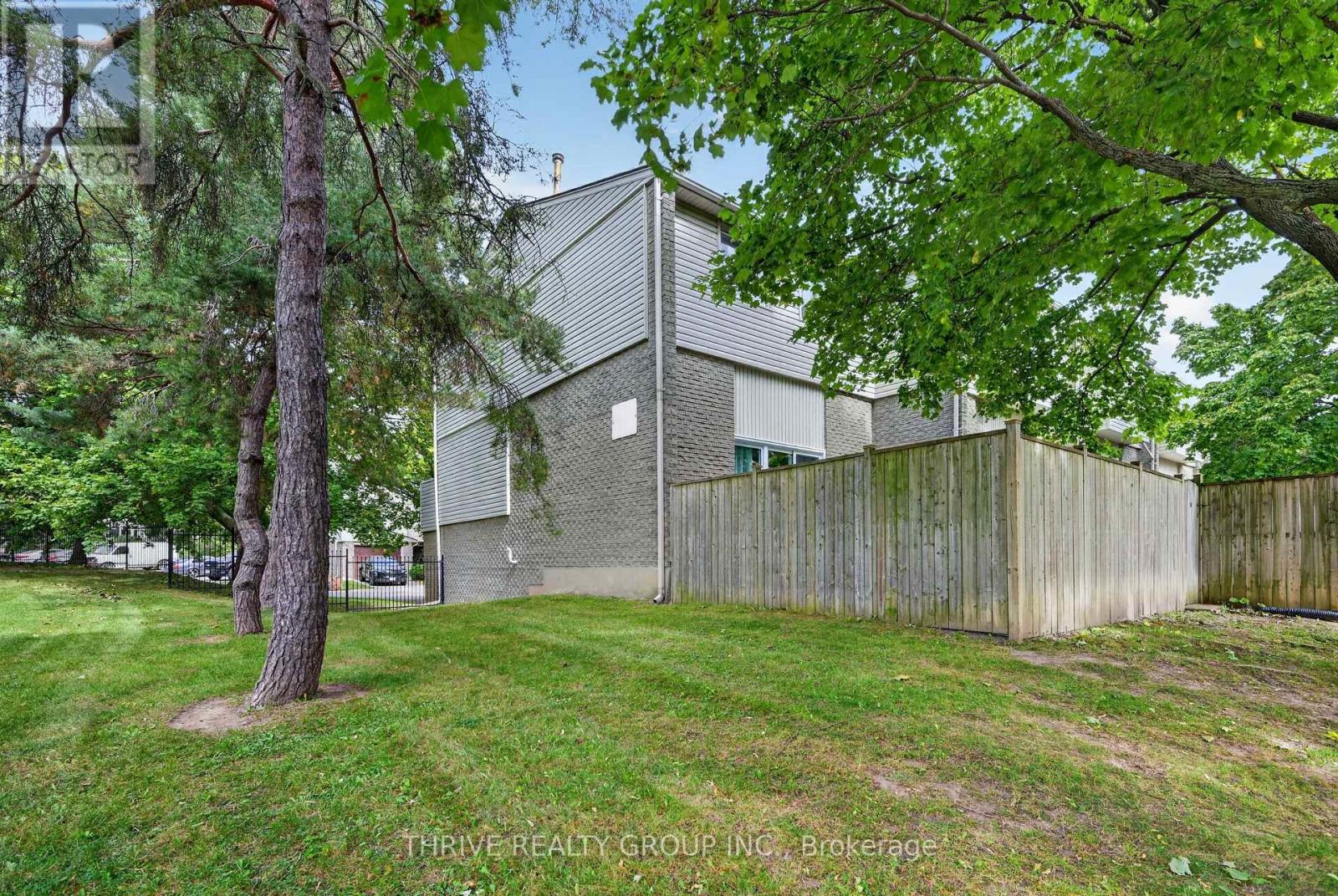 34 - 300 Sandringham Crescent, London South, Ontario  N6C 5B4 - Photo 25 - X14108124