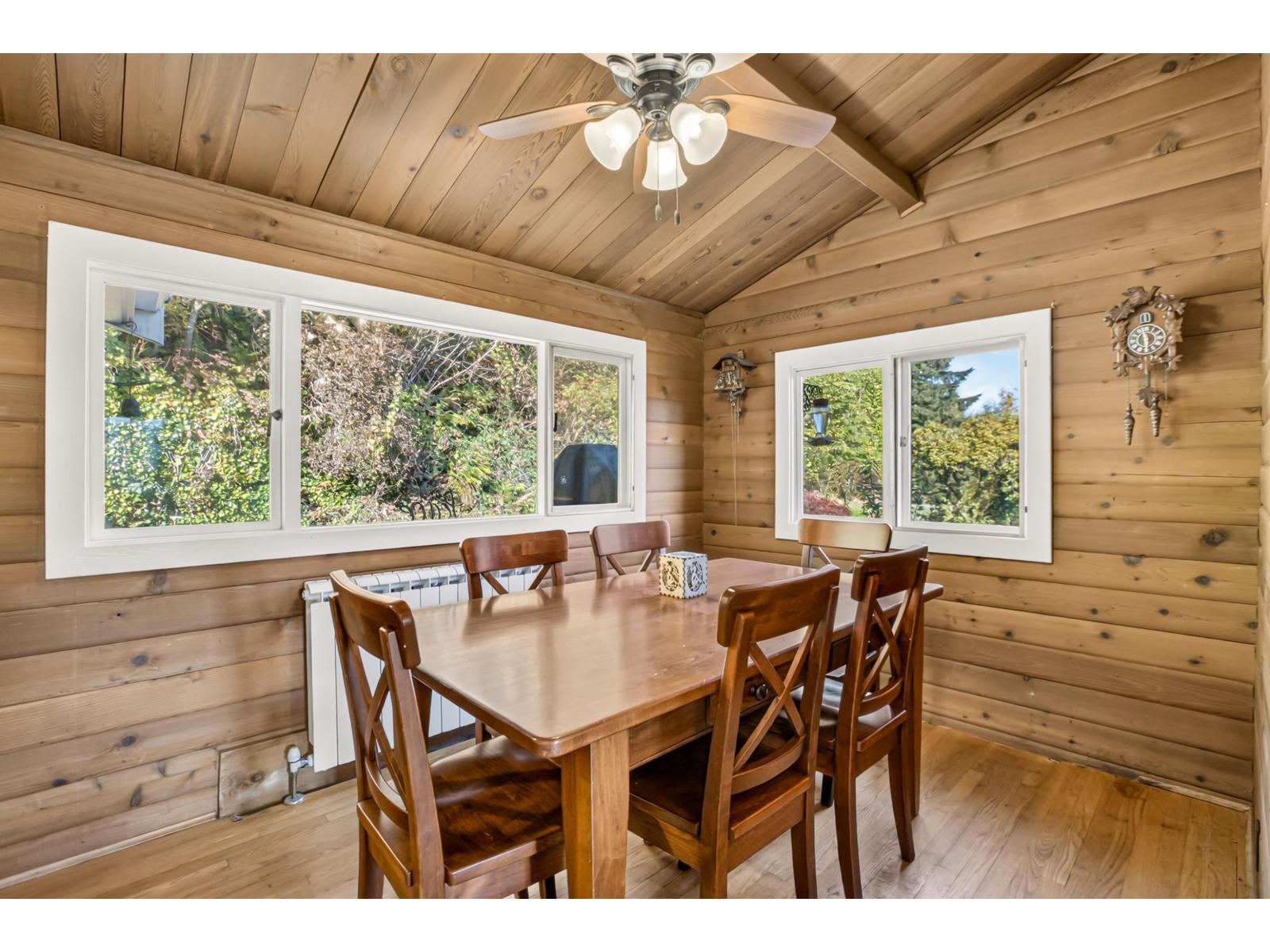 9560 Monte Vista Street, Mission, British Columbia  V2V 6B2 - Photo 9 - R3177551