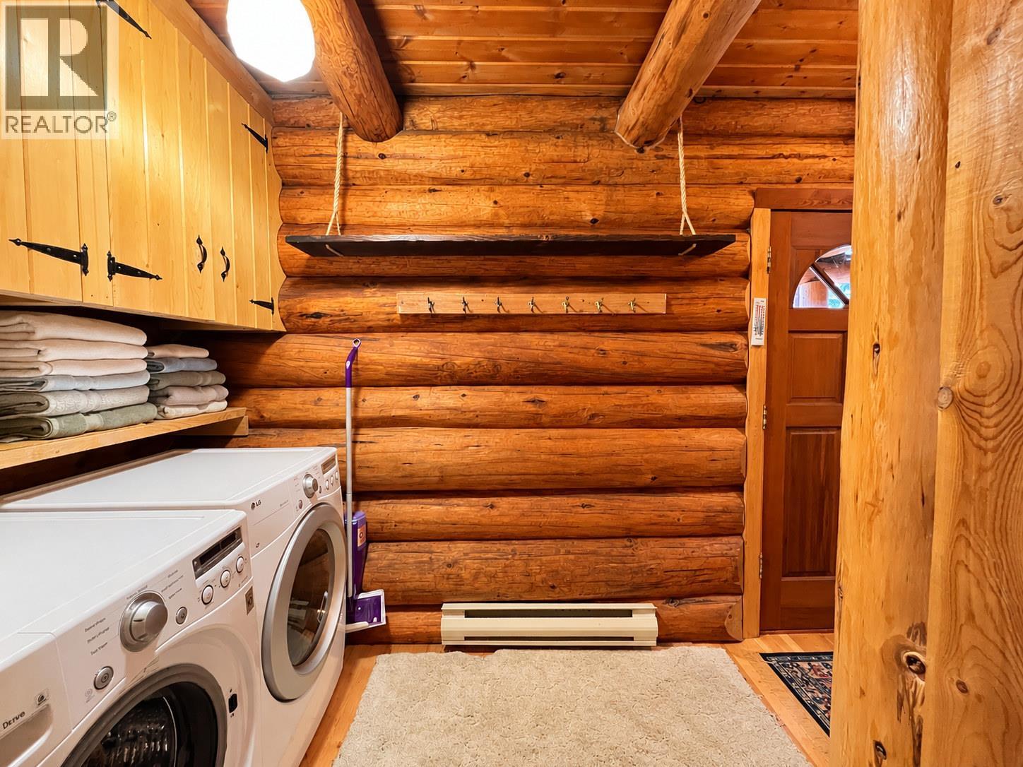 4892 Ogilvey Avenue, Fairmont Hot Springs, British Columbia  V0A 1L1 - Photo 24 - 10404135
