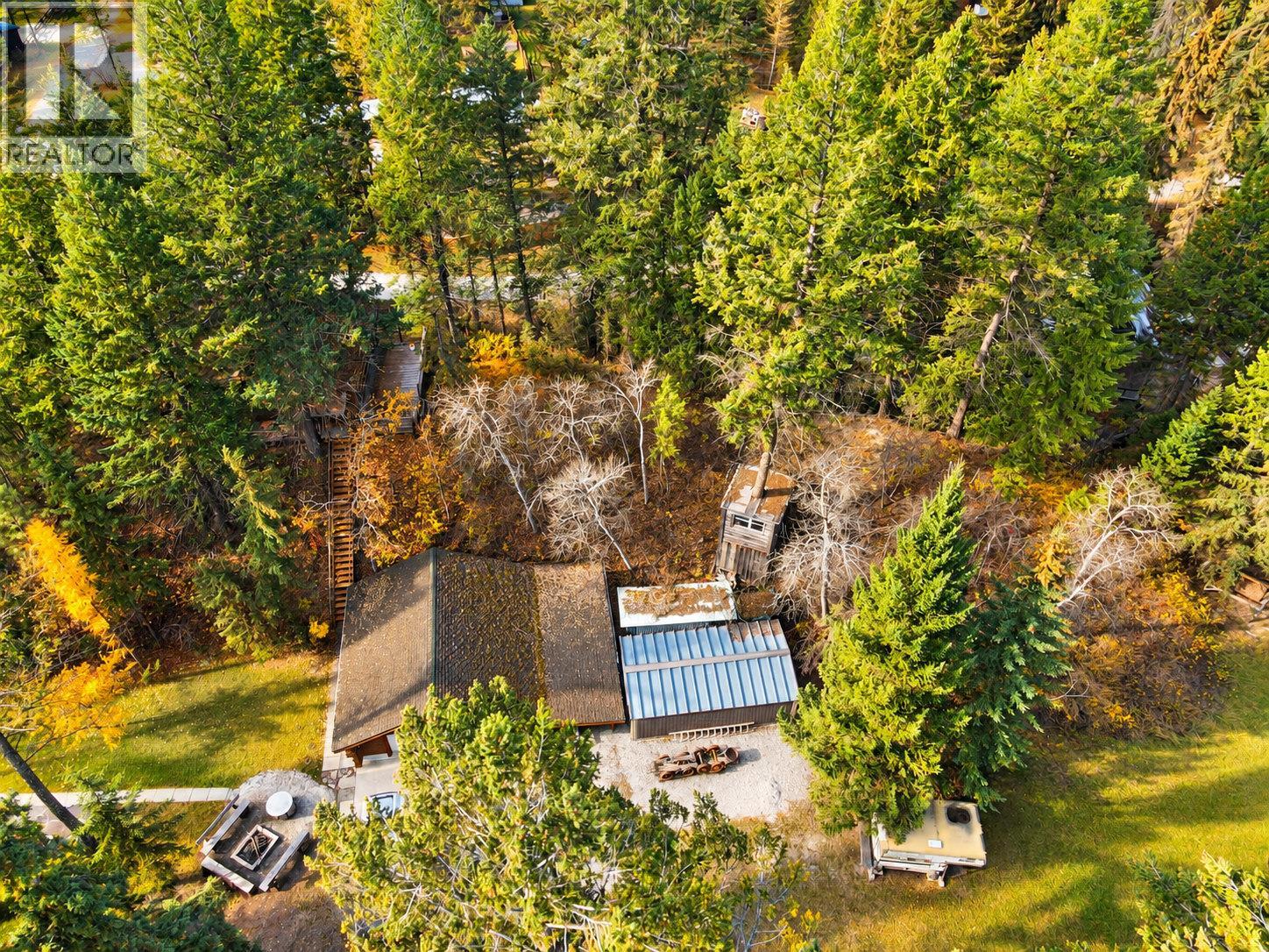 4892 Ogilvey Avenue, Fairmont Hot Springs, British Columbia  V0A 1L1 - Photo 12 - 10404135